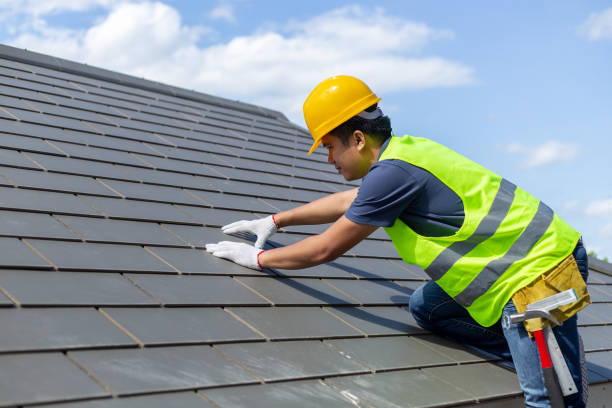 Best Flat Roof Repair Services  in Green Tree, PA